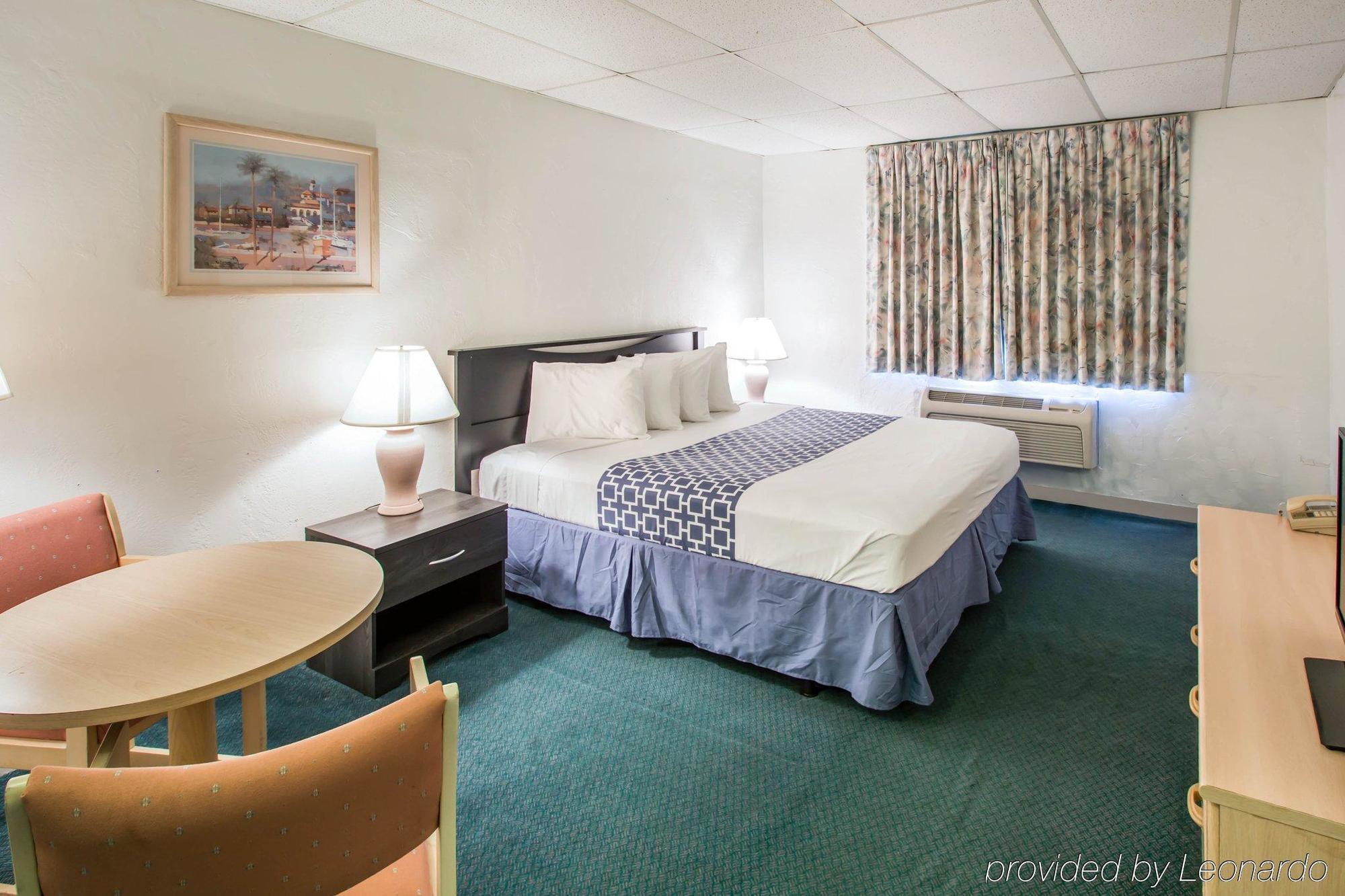 Key Largo Inn Екстериор снимка