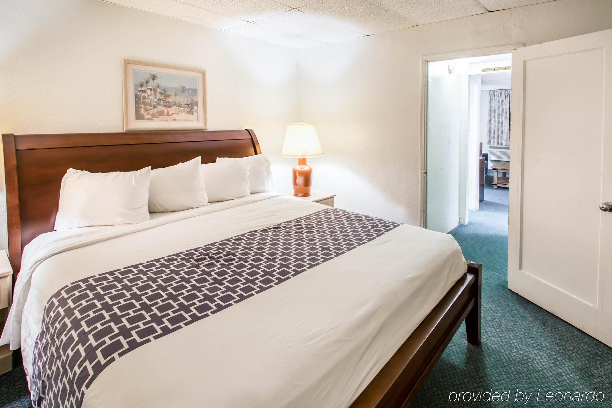 Key Largo Inn Екстериор снимка