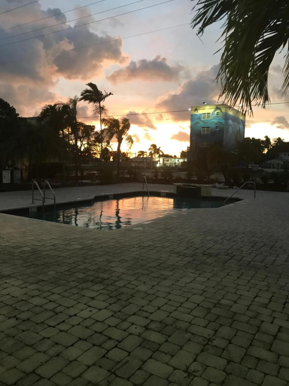 Key Largo Inn Екстериор снимка